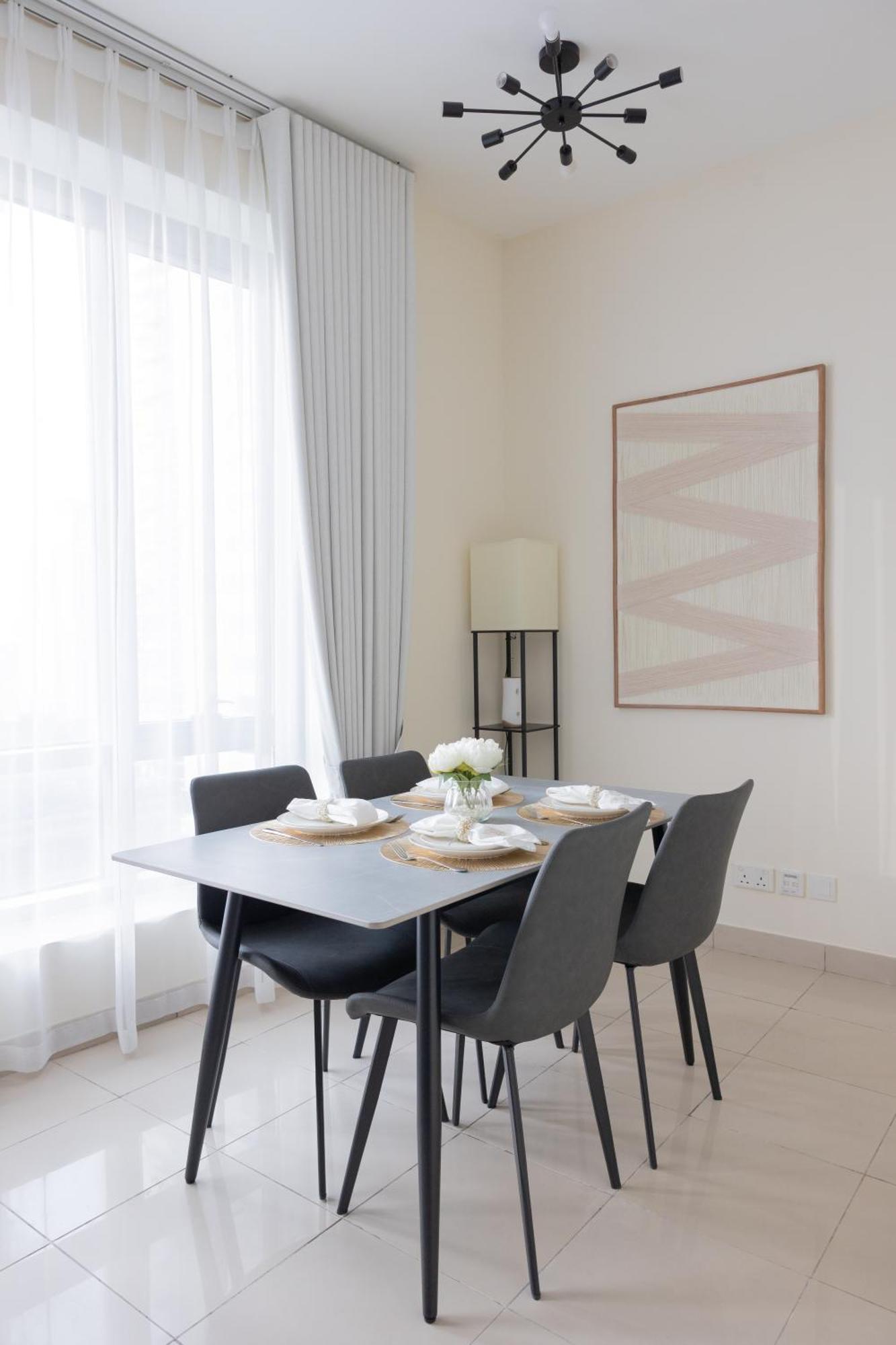 Apartment Bright & Cozy In Heart Of Marina