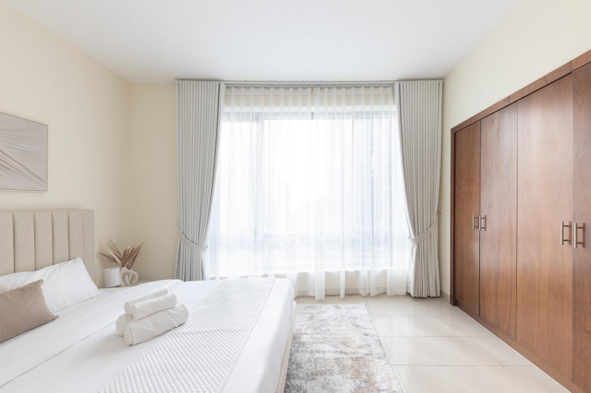 Bright & Cozy In Heart Of Marina Apartment Dubai