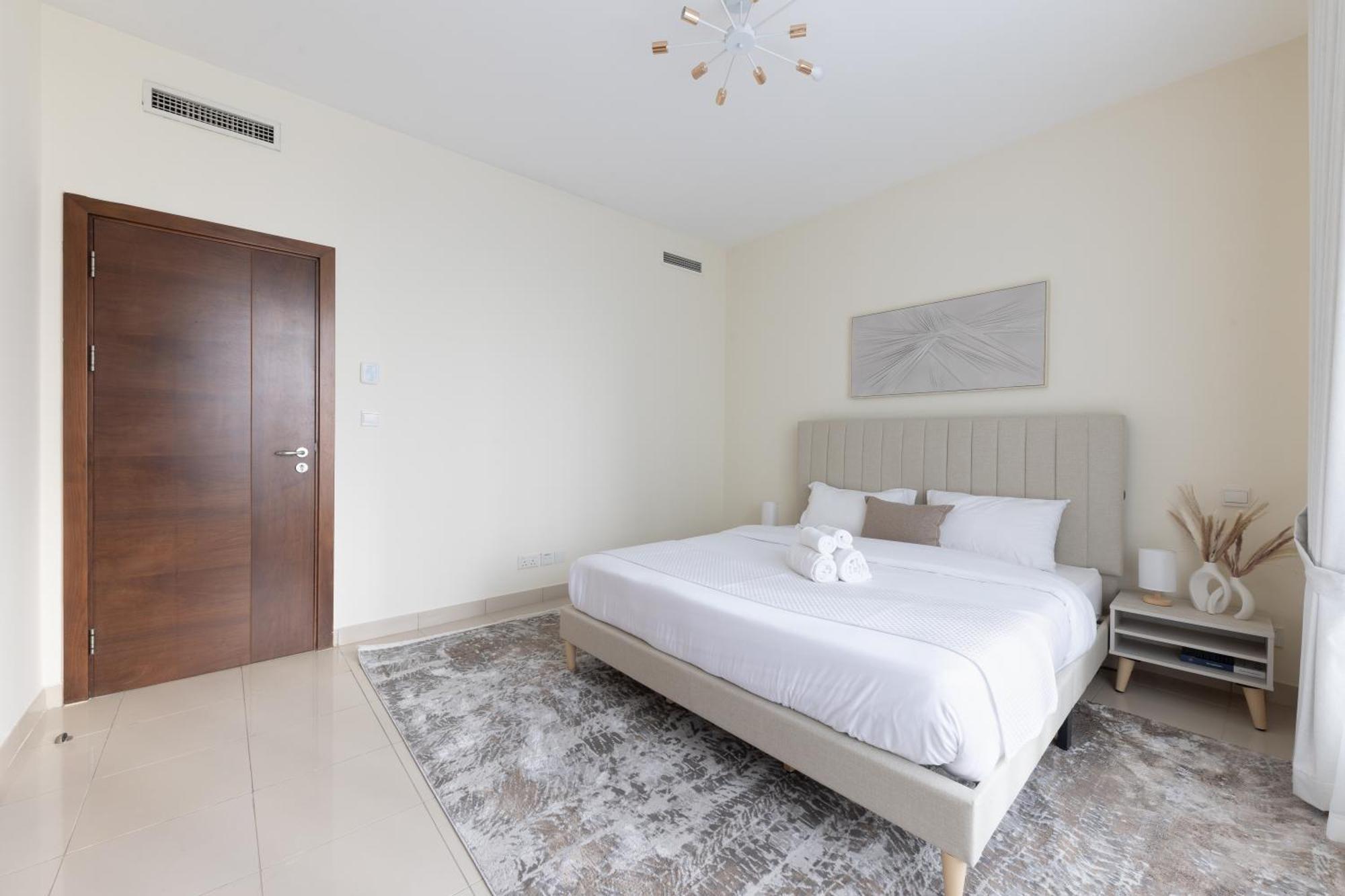 Bright & Cozy In Heart Of Marina Dubai